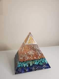 Medium Orgone Pyramid